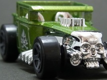 ☆☆☆日曜夜☆未開封新品☆BONE SHAKER (第3世代金型)☆HOT WHEELS_画像1