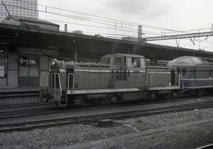 国鉄時代　DL　DD13　20系客車 旧型荷物車　6枚　画像 3～5はハーフネガからです。　データをメール添付で送信かCD-Rで。　