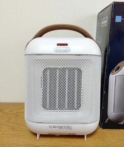 デロンギ カプスーラ セラミックファンヒーター HFX30C11-IW DLonghi 暖房器具