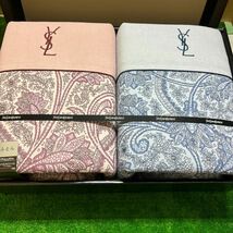 西川産業　合繊肌掛け布団　　未使用 イヴサンローラン YVES SAINT YSL イブサンローラン _画像2