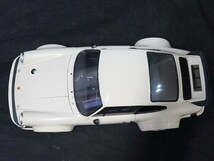 1000円スタート ミニカー 模型車 ポルシェ Porsche スパーク? 1976 ホワイト プラモデル 組立済/塗装済 完成品 破損有り 2 WW30013_画像3