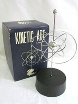 1000円スタート 置物 KINETIC ART キネティックアート by ISHIGURO イシグロ 14/35 ATOM インテリア 通電動作確認済 箱付 2 W9004_画像1