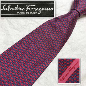 ■美品■Salvatore Ferragamo サルヴァトーレフェラガモ　ネクタイ　パピヨン　蝶　総柄　シルク100% イタリア製　ブルー×レッド