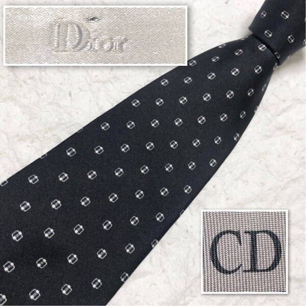 ■美品■希少近年Diorタグ■Dior ディオール　ネクタイ　金具　総柄　シルク100% イタリア製　ブラック　ビジネス