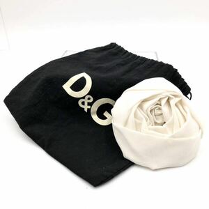 # ultimate beautiful goods #Dolce&Gabbana Dolce & Gabbana corsage white rose white rose cloth Italy made tag equipped storage bag attaching 