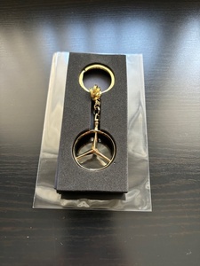 ★新品未使用　非売品　ディーラー提供品★Mercedes Benz メルセデスベンツ　キーホルダー　キーリング 　ゴールド　ノベルティ