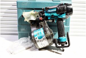 1円～【良品】makita マキタ 90mm 高圧エア釘打機 AN933HM 青 ケース付