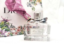 【ほぼ未使用】【送料無料】Miss Dior BLOOMING BOUQUET ミスディオール ブルーミング ブーケ EDT 30ml オードトワレ オーデトワレ　EDT_画像1