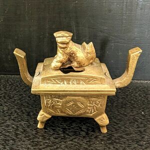 真鍮 工芸品 獅子 香炉 仏具 仏教美術 四足香炉 金属工芸