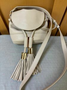 ショルダーバッグ　Chloe