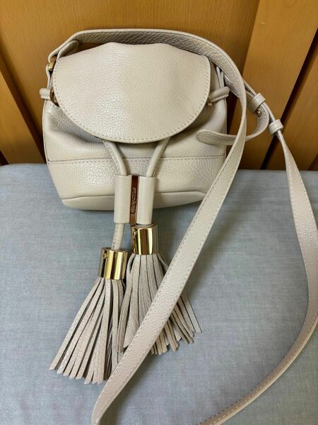 ショルダーバッグ　Chloe