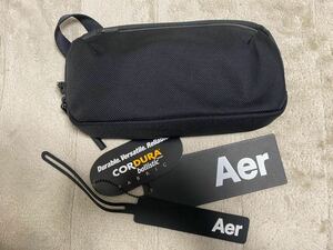 美品 AER Slim Pouch エアー スリムポーチ ガジェットポーチ 黒