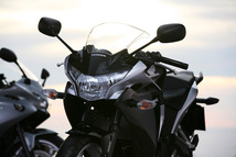 CBR250R MC41 2011～ 単眼 64250-KYJ-900ZD フロントアッパーカウル 黒 Black NHA35M 純正品 同梱割引_画像2