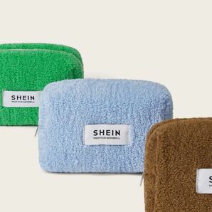 SHEIN もこもこポーチ　グリーン