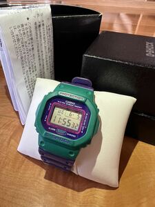 美品 G-SHOCK/Gショック THROW BACK 1983/スローバック DW-5600TB 紫 パープル/グリーン 動作品 0032548