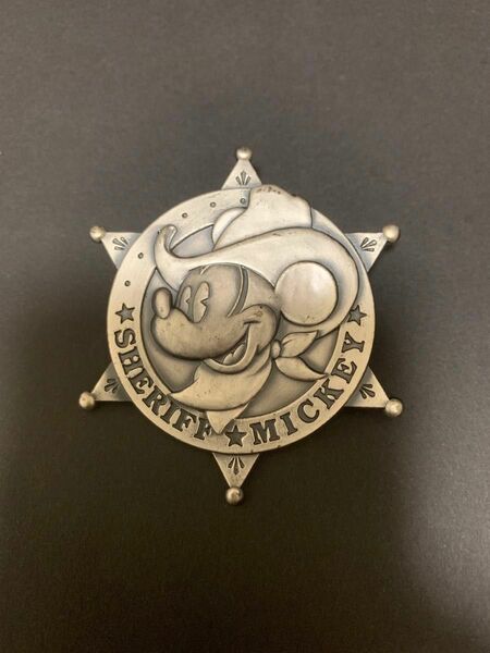 Disney ミッキーマウス 保安官バッジ SHERIFF MICKEY