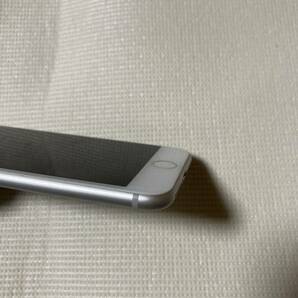 送料無料 極美品 SIMフリー iPhone8 64GB シルバー バッテリー最大容量100% SIMロック解除済の画像4