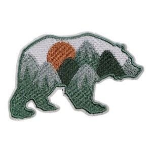 Y-51【 アイロンワッペン 】 刺繍ワッペン アップリケ リメイク 熊 クマ bear ベアー 山 マウンテン MOUNTAIN アイロンワッペン