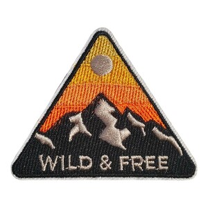 Y-63【 アイロンワッペン 】 刺繍ワッペン アップリケ リメイク 山 マウンテン MOUNTAIN アウトドア patch パッチ アイロンワッペン