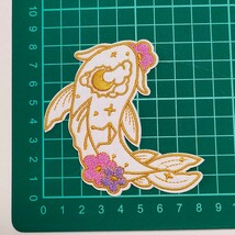 S-32【 アイロンワッペン 】 刺繍ワッペン アップリケ リメイク 魚 鯉 fish CARP 日本 JAPAN ジャパン 月 三日月 ムーン MOON ワッペン_画像2