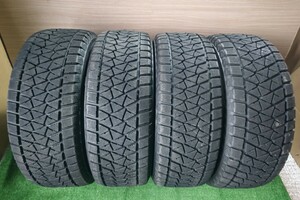 中古タイヤ BRIDGESTONE BLIZZAK DM-V2 275/65R17 スタッドレス ブリザック ランドクルーザー サファリ ハイラックス 等 A343