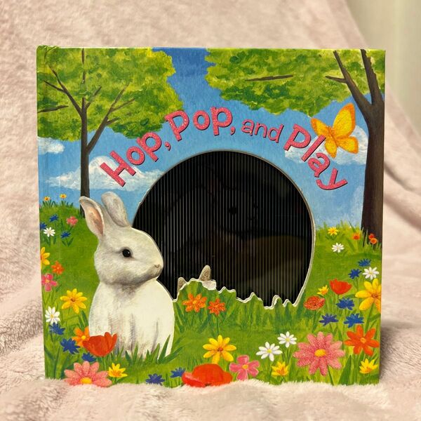 英語絵本 Hop Pop and Play: A Mini Animotion Book ¥990→¥850