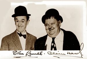 * Laurel & Hardy * autographed photo *2 pieces set *18x13cm*