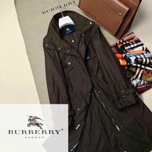 c47【魅惑パリジェンヌ】参考価格14万●BURBERRY LONDON●イタリアン生地を纏う〜ハイネックトレンチコート　バーバリーコート　レディース_画像1