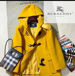 e36【英国風ウィンターイエロー】定価15万●超美品BURBERRY ●肌触り抜群!!高級メルトウールダッフルコート バーバリーコート レディース