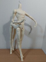 希少　DOLL Chateau　ドール　球体関節人形　ドールボディ　男性　A-BODY-07 頭部パーツ欠品　高さ約72センチ_画像5