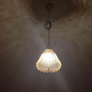 琥珀色 レトロ カフェ ガラス ペンダントライト アンティーク インダストリアル 北欧 真鍮 ソケット 天井 照明の画像3