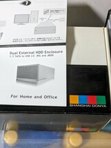 上海問屋　HDDを２個入る外付けHDDケースDUAL HDD ENCLOSURE 古いUSB2.0　出品するまで正常動作してました　コンナンでもどうでしょう？_画像4