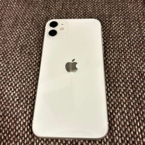 iPhone 11 128GB ホワイト SIMフリー　iFaceクリアケースおまけ付き