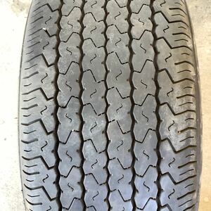 BRIDGESTONE RD-651 STEEL 235/50R14 102L LT ２１年　溝あり　約７ミリぐらい　トラック　7.5J １３９.７　６穴　１本のみ