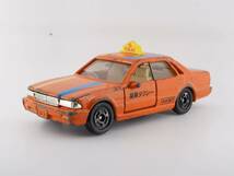 廃盤トミカ 日産 セドリック タクシー 1988年No.8　《ミニカー 車 自動車 レア 絶版 まとめ 大量 セット》_画像1