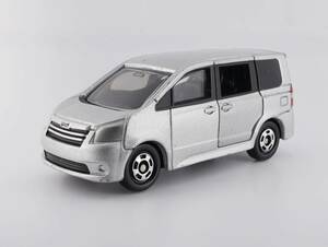 廃盤トミカ トヨタ ノア 2008年No.98　《ミニカー 車 自動車 レア 絶版 まとめ 大量 セット》