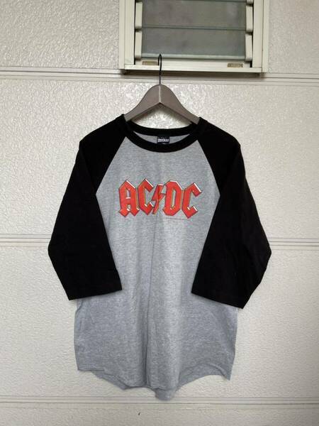 レア 00s AC/DC ラグランTシャツ グレー BLACK 2005年Leidseplein Presseコピーライト入 オフィシャル 七分袖 バンドT Y2K ACDC バンt tee