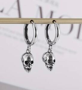 nek romance type Skull earrings!hide favorite type!