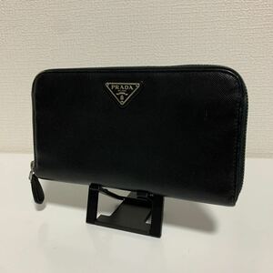 美品　PRADA プラダ サフィアーノレザー ラウンドファスナー 三角プレート ブラック 長財布 ブラック