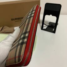 美品　Burberry バーバリー　チェック柄　レザー　ジッピーウォレット ラウンドファスナー 長財布 高年式　付属品あり_画像5