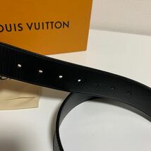 使用回数少　美品　LOUIS VUITTON ルイヴィトン　エクリプス　LVイニシャル　サンチュール　ベルト　モノグラム　ブラック系_画像6