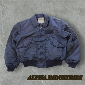 ② ALPHA INDUSTRIES アルファ インダストリーズ　フライトジャケット ビンテージ USA製 メンズL 大きいサイズ　短丈　ジャケット アウター