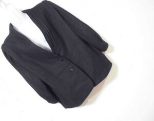 mk724　Elegance fashion　■ノーカラー　ハーフコート■　黒　毛100％　衿にピンタック　ゆったりとしたサイズ感　フリーサイズ　訳あり