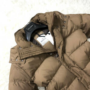 極美品MONCLER2wayフード付キルティングダウンジャケットXL.LL~Lポイント袖ロゴワッペンANDERSONベージュ2カーキダウンコートモンクレールの画像3