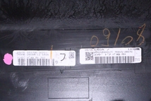 43-332★ZRR80W ノア Si ヴォクシー ZS HV 右リアドアパネル エアロ系 76905-28080 ブラック 202 右スライドドア 純正★トヨタ (DM)_画像8