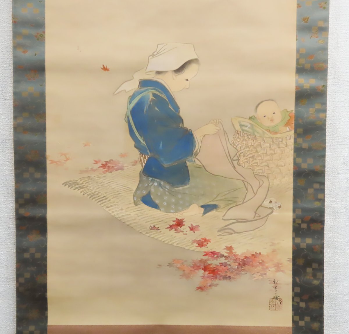 *Primera pintora en recibir la Orden de la Cultura* Pergamino colgante Autumn Haru de Shoen Uemura {Certificado de autenticidad incluido} Tu corazón se sentirá atraído por la imagen de tu madre [53 años de trayectoria y confianza, Galería Masamitsu], cuadro, pintura japonesa, persona, Bodhisattva