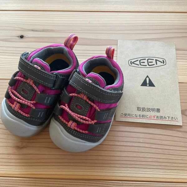 新品　KEEN(キーン) キッズスニーカー NEWPORT H2 12.5㎝　ベビーシューズ　 ピンク 女の子　アウトドア