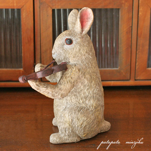 うさぎ の 音楽隊 バイオリン オブジェ アンティーク調 ウサギ 野うさぎ ガーデンオブジェ ウサギ ガーデニングの画像2