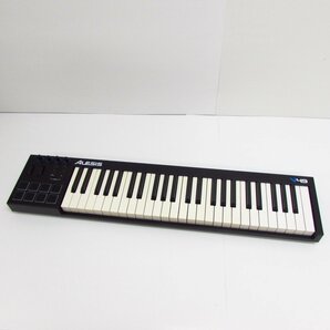 ALESIS アレシス V49 MIDIキーボード 49鍵盤 8パッド ※ジャンク品 〓2887の画像1