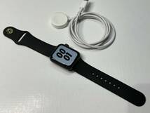 ☆即決 初めての方もおすすめ Apple Watch SE 40mm スペースグレイアルミニウム アップルウォッチ GPS+Cellularモデル 606_画像2
